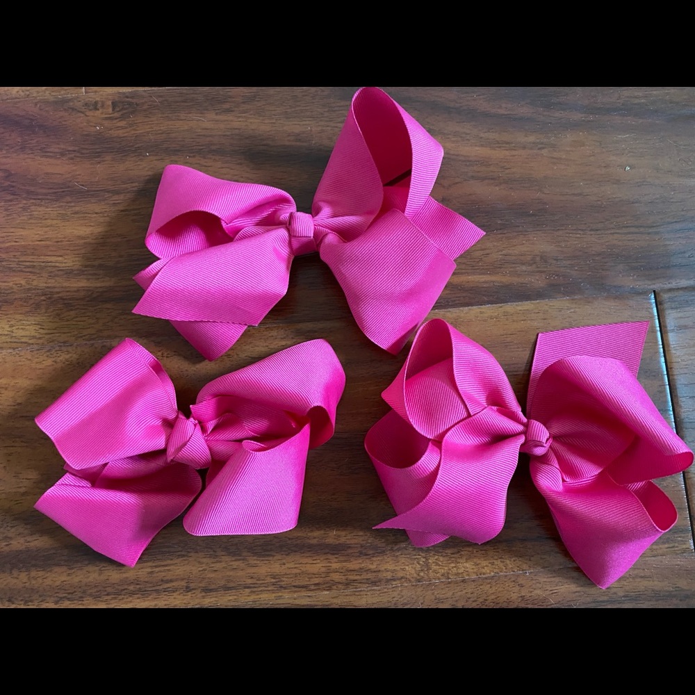 Girl’s Hot Pink Hair Bows